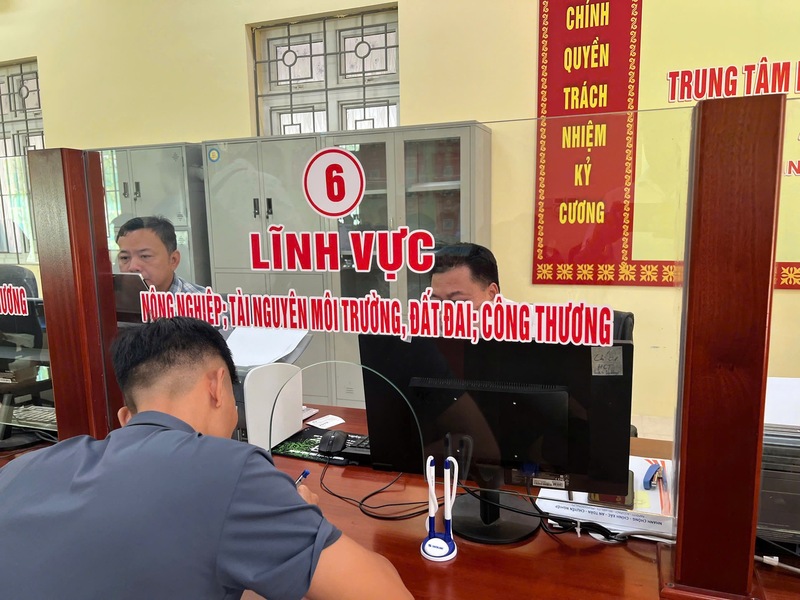 Bộ Công Thương ban hành công văn yêu cầu báo cáo về thực hiện chính quyền hai cấp. Ảnh minh họa