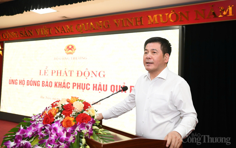 Tại buổi lễ, Bộ trưởng Nguyễn Hồng Diên phát động, mỗi cán bộ, công chức, người lao động chung tay đóng góp mỗi người ít nhất một ngày lương để kịp thời gửi tới đồng bào vùng lũ, góp phần sẻ chia khó khăn, mất mát