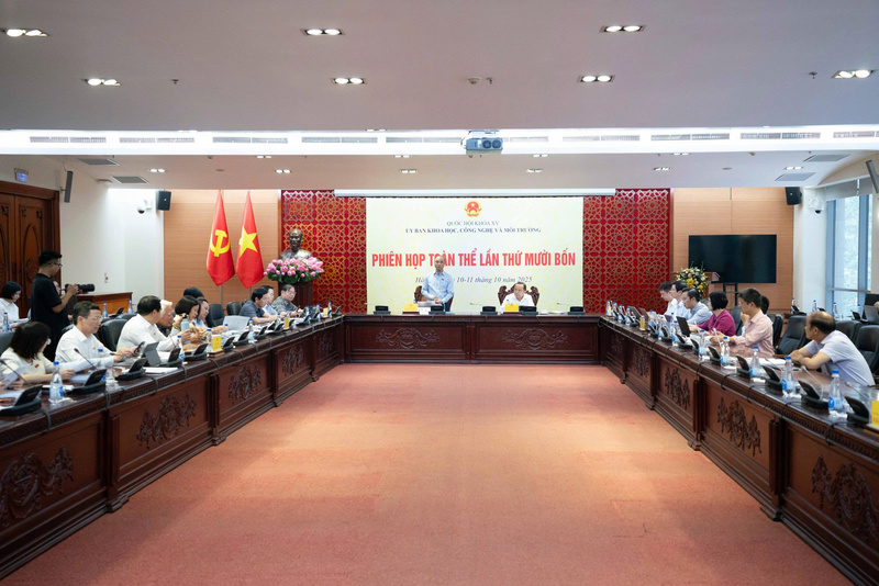 Toàn cảnh phiên họp. Ảnh: VPQH
