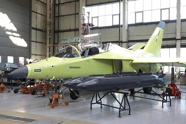 Mẫu máy bay huấn luyện-chiến đấu Yak-130M mới. Ảnh: TASS
