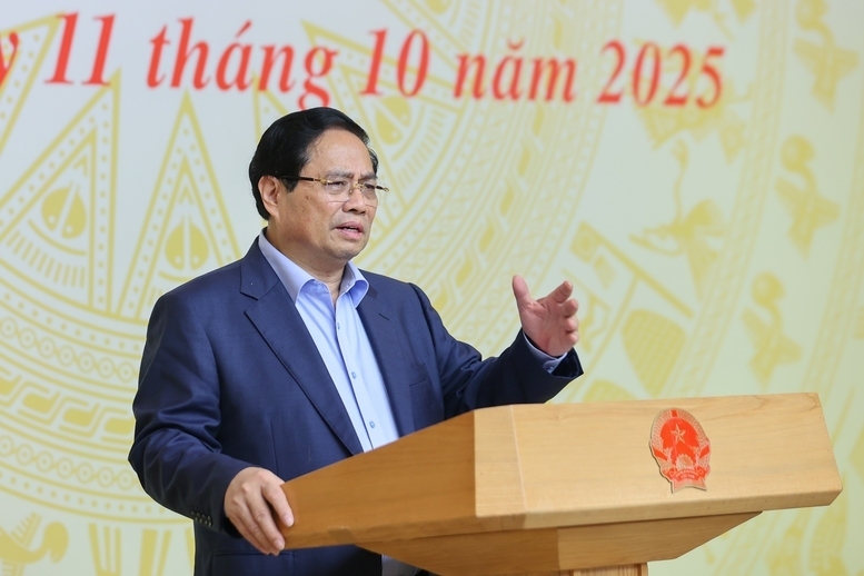 Thủ tướng Phạm Minh Chính phát biểu kết luận phiên họp thứ hai của Ban Chỉ đạo Trung ương về chính sách nhà ở và thị trường bất động sản. Ảnh: VGP/Nhật Bắc.