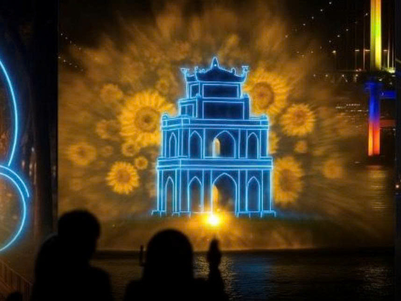 Ý tưởng laser mapping chủ đề "Đặc trung thu Hà Nội".