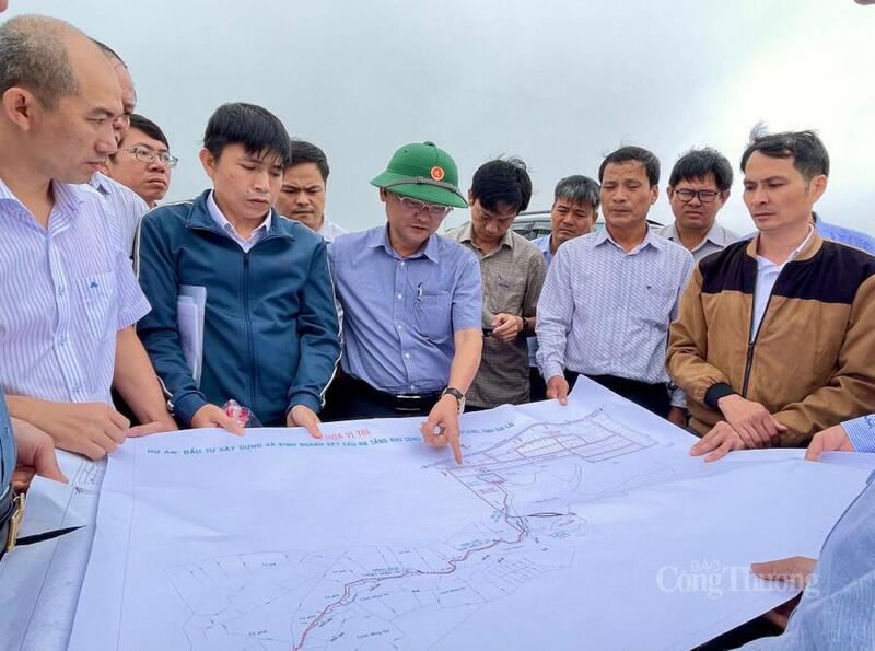 Lãnh đạo tỉnh Gia Lai khảo sát tại Khu công nghiệp Nam Pleiku.