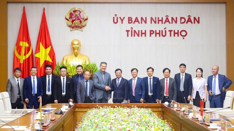Đại diện lãnh đạo tỉnh Phú Thọ tiếp và làm việc với đoàn Bang Bavarian, Cộng hòa Liên bang Đức tại tỉnh.