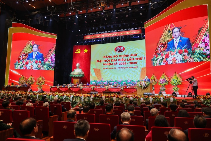 Thủ tướng Chính phủ Phạm Minh Chính tuyên bố khai mạc Đại hội đại biểu Đảng bộ Chính phủ lần thứ nhất, nhiệm kỳ 2025 - 2030. Ảnh: VGP/Nhật Bắc