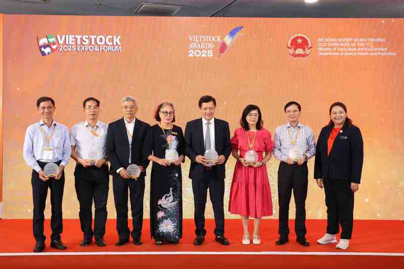 Vietstock Awards là nơi tôn vinh các doanh nghiệp, tổ chức tiên phong trong đổi mới công nghệ, nâng cao phúc lợi động vật, phát triển chuỗi giá trị bền vững