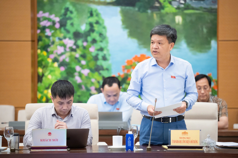 Ông Tạ Đình Thi, Phó Chủ nhiệm Ủy ban Khoa học, Công nghệ và Môi trường