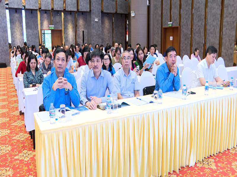 Các đại biểu tham dự hội nghị. Ảnh: Quốc Chuyển
