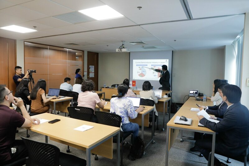 Toàn cảnh buổi họp báo. Ảnh: JICA