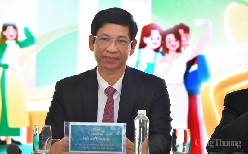Thứ trưởng Bộ Văn hóa, Thể thao và Du lịch Hồ An Phong. Ảnh: Nam Nguyễn.