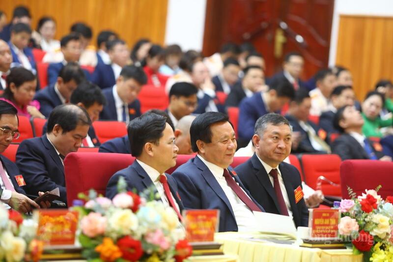 Đồng chí Nguyễn Xuân Thắng - Ủy viên Bộ Chính trị, Giám đốc Học viện Chính trị Quốc gia Hồ Chí Minh, Chủ tịch Hội đồng Lý luận Trung ương dự và chỉ đạo tại đại hội.
