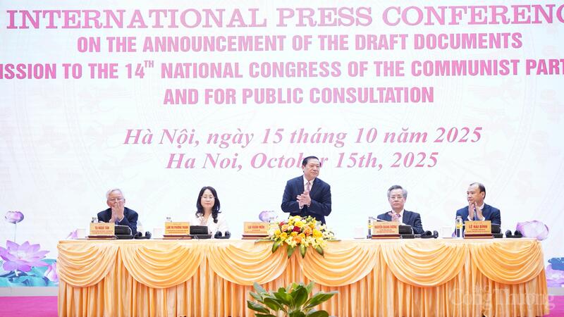 Họp báo quốc tế công bố dự thảo các văn kiện trình Đại hội XIV của Đảng để lấy ý kiến nhân dân