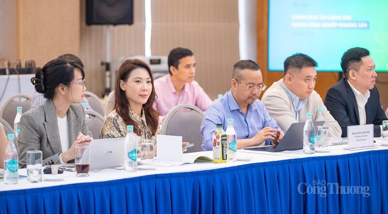 Đại biểu tham dự hội thảo. Ảnh: Nghĩa Đức