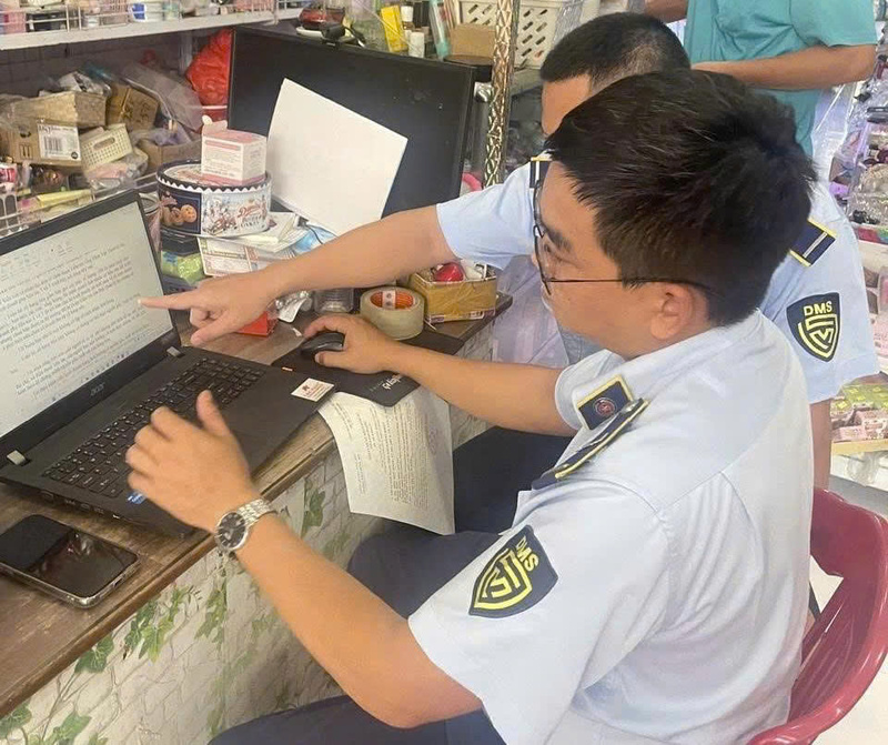 Việc thành lập tổ công tác 911 sẽ giúp chính quyền phường xã xử lý nhanh hơn những tồn đọng trong lĩnh vực công thương. Ảnh: Nguyễn Dương.