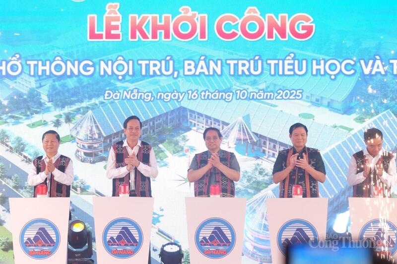 Nghi thức khởi công Dự án Trường phổ thông nội trú, bán trú Tiểu học và THCS xã Tây Giang.