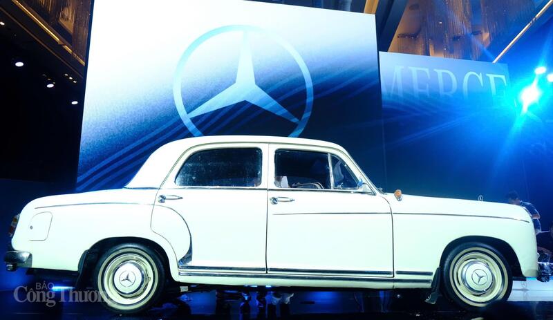 Mercedes-Benz 190 “Ponton”. Ảnh: Lê An