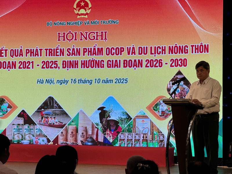 Thứ trưởng Bộ Nông nghiệp và Môi trường Trần Thanh Nam phát biểu tại hội nghị. Ảnh: N.H