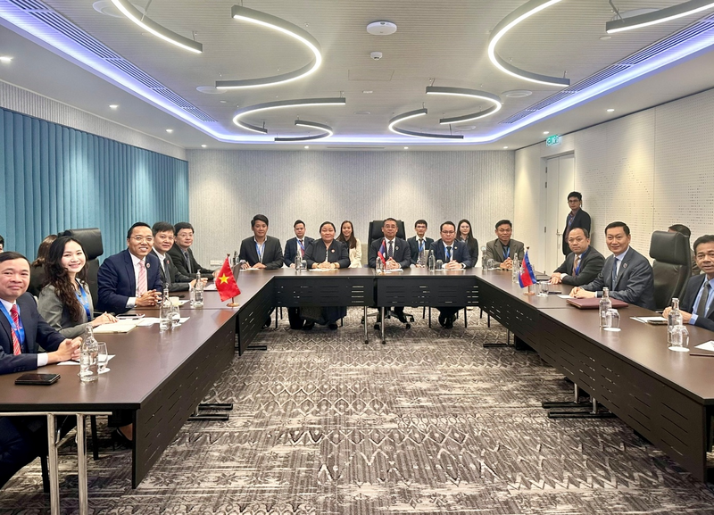 Cuộc họp ba bên Việt Nam - Lào - Campuchia