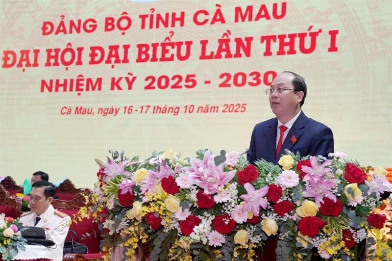Bí thư Tỉnh ủy Cà Mau Nguyễn Hồ Hải trình bày diễn văn khai mạc Đại hội. Ảnh: Ban tổ chức