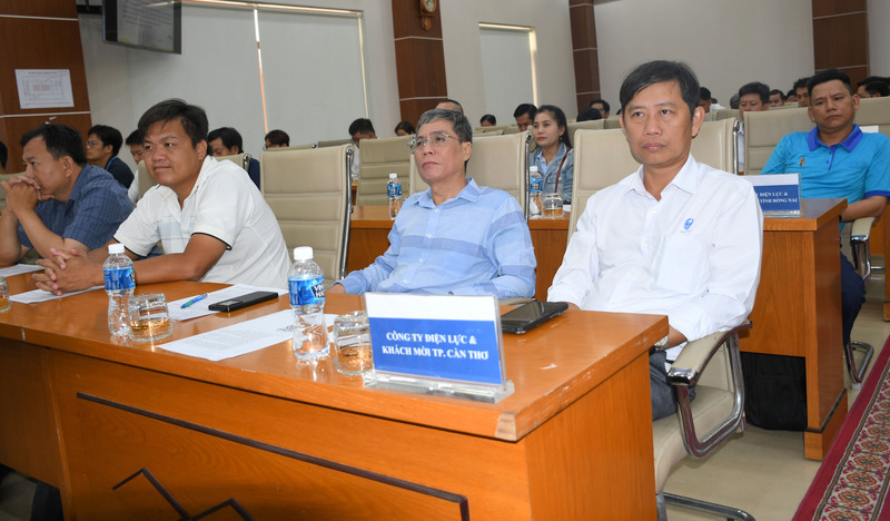 Đại diện lãnh đạo các Sở Công Thương các tỉnh, thành phía Nam tham dự diễn đàn. Ảnh: Thanh Minh.