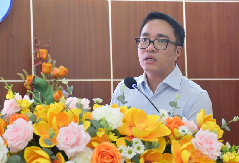 Ông Cao Quang Quỳnh, Thành viên Hội đồng thành viên Tập đoàn Điện lực Việt Nam (EVN) phát biểu tại diễn đàn.