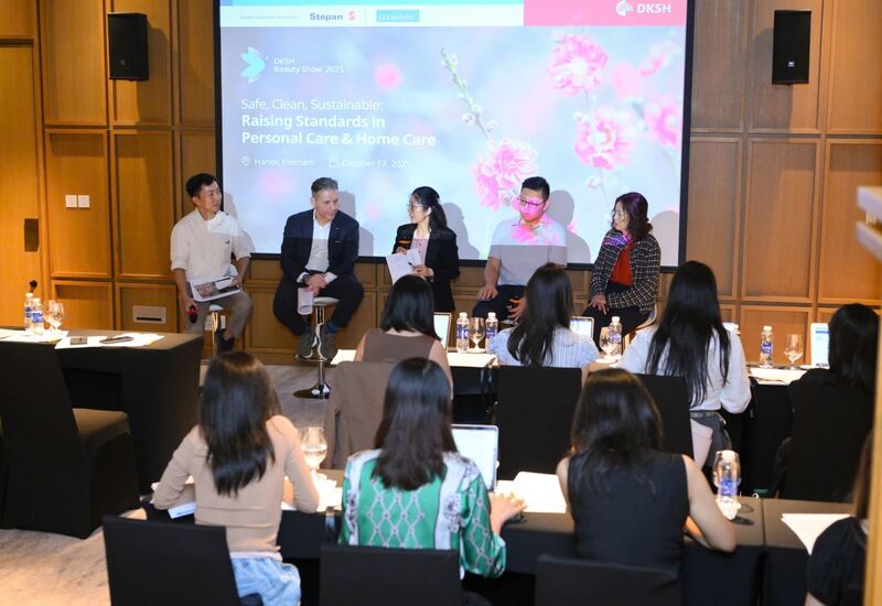 Tọa đàm tại sự kiện "Beauty Show 2025" tại Hà Nội ngày 17/10/2025