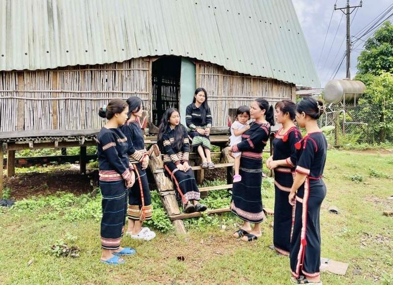 Tổ truyền thông cộng đồng ở xã Ia Ko. Ảnh: ĐVCC