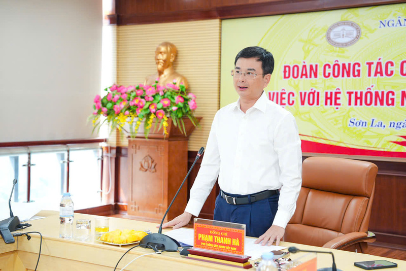 Phó Thống đốc Phạm Thanh Hà phát biểu tại chương trình làm việc với hệ thống ngân hàng Khu vực 3. Ảnh: SBV.