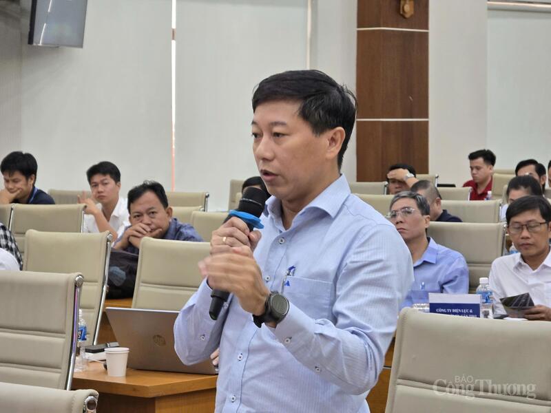 Ông Mã Khai Hiền chia sẻ thông tin tại Diễn đàn Sử dụng năng lượng tiết kiệm và hiệu quả tại TP Hồ Chí Minh ngày 17/10.