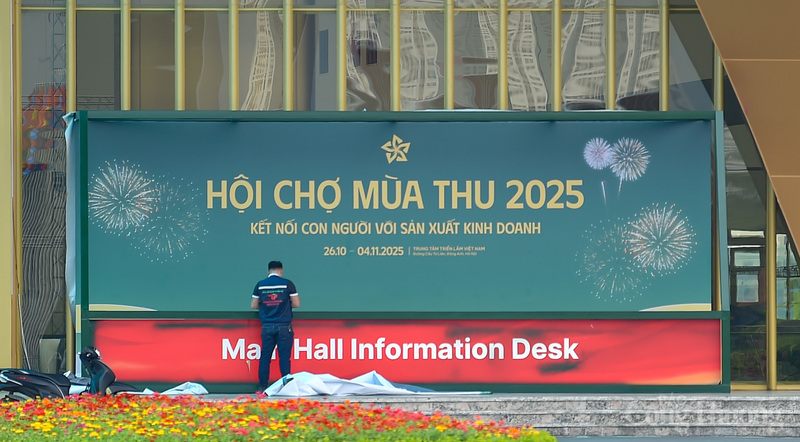 Chùm ảnh: Ban Chỉ đạo kiểm tra tiến độ Hội chợ Mùa Thu 2025 - 27
