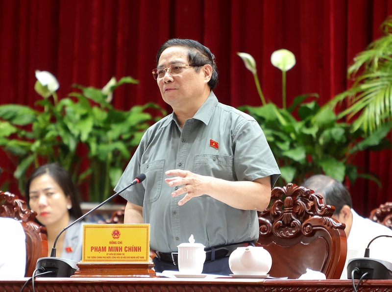 Thủ tướng Phạm Minh Chính tại buổi tiếp xúc cử tri TP Cần Thơ.