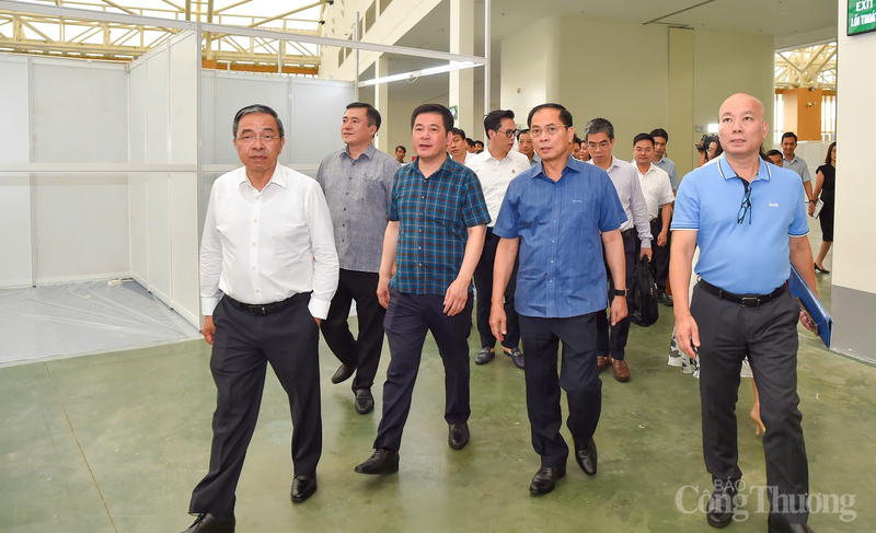 Ban chỉ đạo Hội chợ Mùa Thu 2025 kiểm tra tiến độ triển khai tổ chức Hội chợ - 2