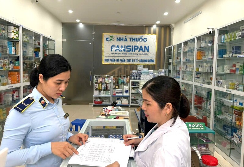 Lực lượng Quản lý thị trường giám sát chặt chẽ việc kinh doanh, lưu thông hàng hóa