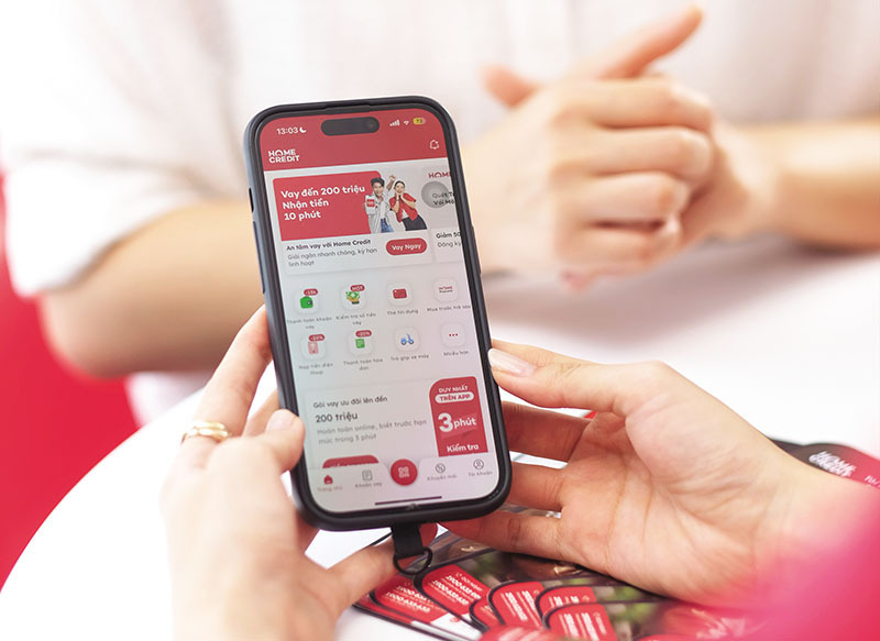 Home Credit không ngừng nâng cấp ứng dụng Home App để mang đến những trải nghiệm liền mạch, cá nhân hóa cho khách hàng. Ảnh: Home Credit