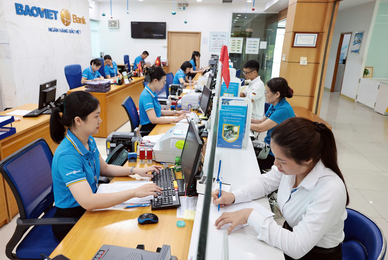 BAOVIET Bankcũng đã phát hành gần 1.900 thẻ tín dụng nội địa, tăng mạnh so với cùng kỳ