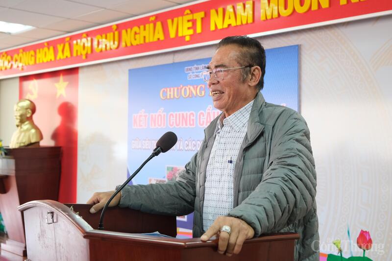 Ông Tạ Minh Sơn, Giám đốc Công ty TNHH Tứ Sơn Châu phát biểu tại chương trình. Ảnh: Lê Sơn