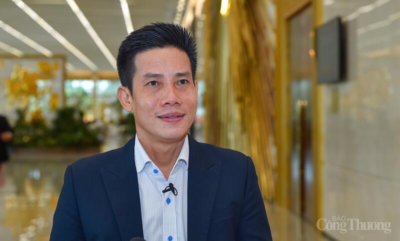 Ông Nguyễn Tuấn Khanh - Giám đốc Kinh doanh Công ty Cổ phần Thép TVP (Ảnh: Nam Nguyễn)