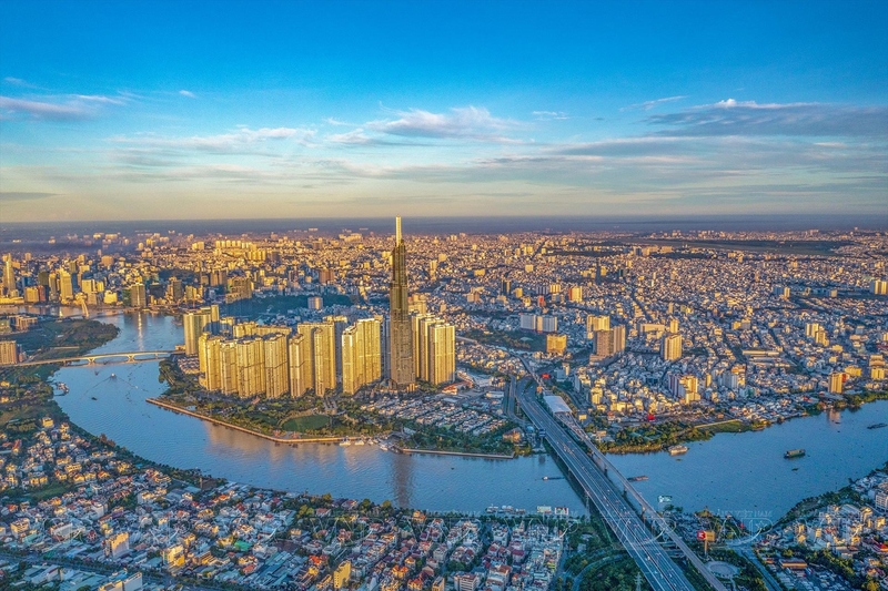 Tầm nhìn đến năm 2045, TP. Hồ Chí Minh mới sẽ trở thành trung tâm công nghiệp công nghệ cao hàng đầu Đông Nam Á, trong đó công nghiệp công nghệ cao chiếm trên 60% giá trị sản xuất công nghiệp, năng suất nhân tố tổng hợp đóng góp hơn 50% vào tăng trưởng kinh tế.