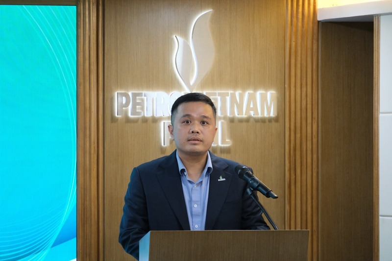 Ông Nguyễn Đăng Trình, Tổng Giám đốc PVOIL cam kết, PVOIL sẽ không ngừng nâng cao chất lượng dịch vụ, đảm bảo mọi hoạt động được thực thi an toàn, minh bạch và hiệu quả cao nhất; luôn đặt lợi ích chung của Tập đoàn và các Ban điều hành dự án lên hàng đầu Ảnh Petrovietnam)