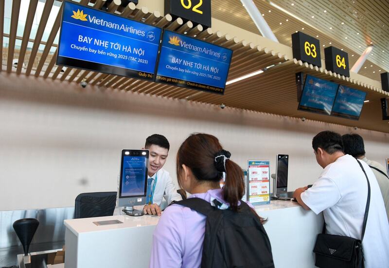 Gần 80% hàng khách trên chuyến “Bay nhẹ tới Hà Nội” thực hiện check-in online và sinh trắc học toàn trình khi làm thủ tục bay.