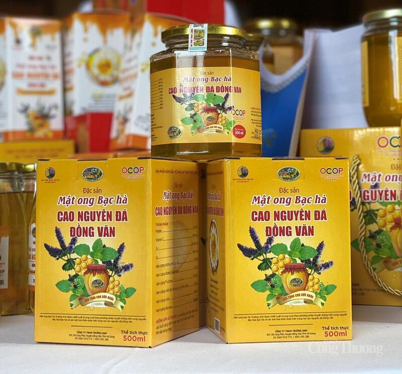 Mật ong Bạc hà cao Nguyên đá Đồng Văn được yêu thích trên thị trường. Ảnh: Hải Linh