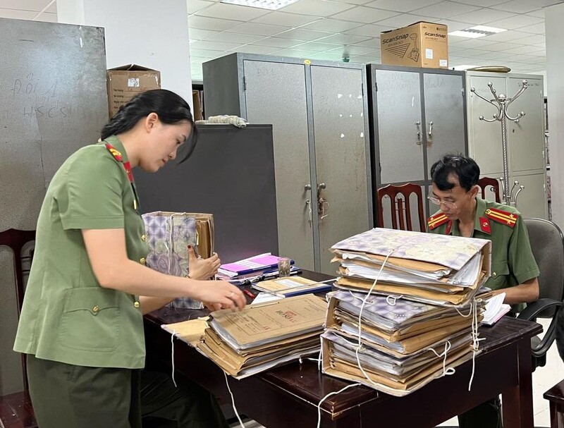 Bộ Công an đang lấy ý kiến dự thảo Thông tư về việc thành lập 2 kho vật chứng và tài liệu, đồ vật tại Hà Nội và TP. Hồ Chí Minh. Ảnh minh họa: Minh Ngân
