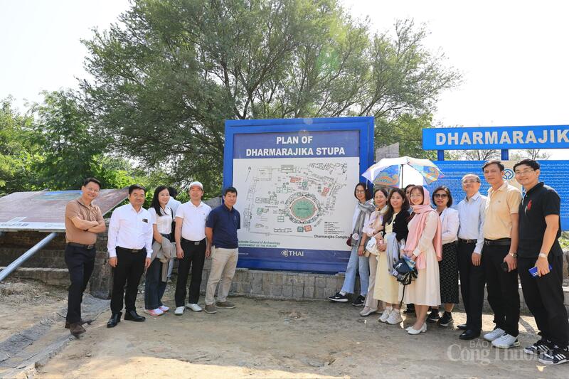 Đoàn công tác Bộ Công Thương tham quan di tích Taxila - Di sản Thế giới UNESCO.