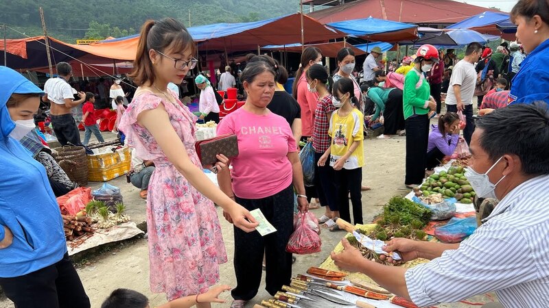 Chợ Tả Phời - Hợp Thành hôm nay không chỉ là nơi buôn bán, mà là biểu tượng cho sức sống, niềm tin và khát vọng vươn lên của người dân vùng cao Lào Cai