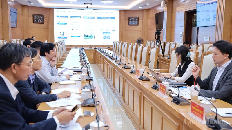 Toàn cảnh buổi làm việc