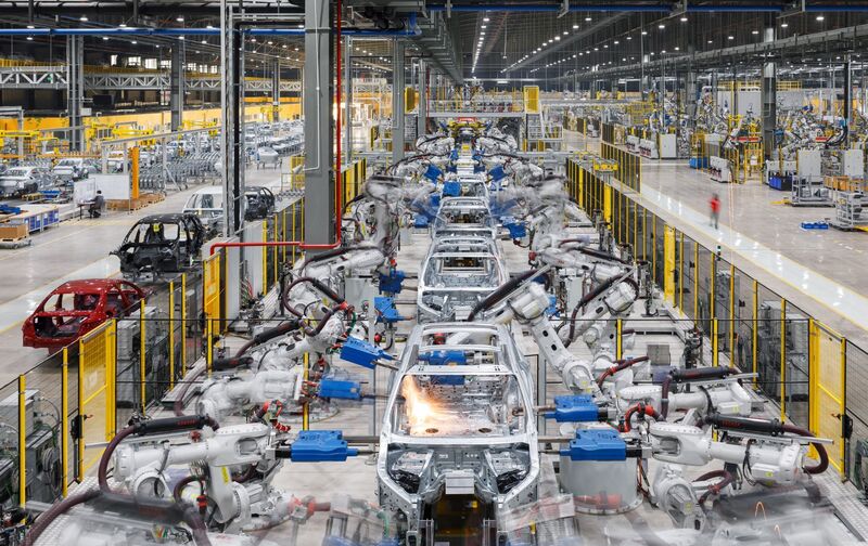 Tỉnh Hưng Yên thúc đẩy liên kết sản xuất theo cụm ngành, nhóm sản phẩm, hình thành tổ hợp công nghiệp quy mô lớn. Ảnh: Nam Nguyễn