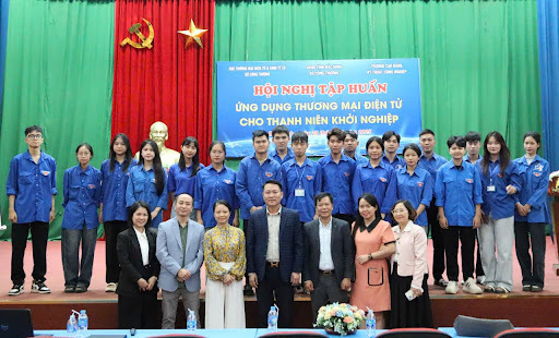 Sự kiện thu hút đông đảo sinh viên, thanh niên khởi nghiệp.