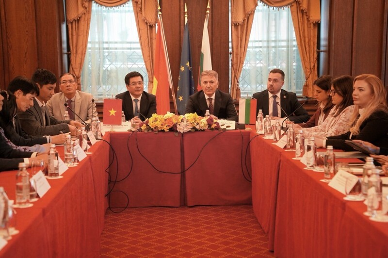 Khóa họp lần thứ 24 Ủy ban liên Chính phủ Việt Nam - Bulgaria diễn ra vào tháng 5/2024 do Bộ trưởng Bộ Công Thương Việt Nam Nguyễn Hồng Diên và Bộ trưởng Bộ Kinh tế và Công nghiệp Bulgaria đồng chủ trì. Ảnh: Nguyên Minh