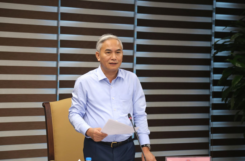 Đồng chí Vũ Anh Tuấn - Tổng Giám đốc Tập đoàn, Phó Trưởng Ban Thường trực Ban Chỉ đạo Chuyển đổi số TKV chỉ đạo tại cuộc họp