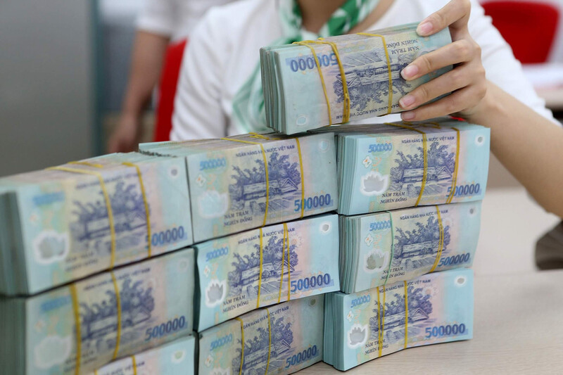 Ước thực hiện cả năm 2025, thu cân đối ngân sách nhà nước đạt 2.388,8 nghìn tỷ đồng, tăng 421,9 nghìn tỷ đồng so với dự toán. Ảnh minh họa